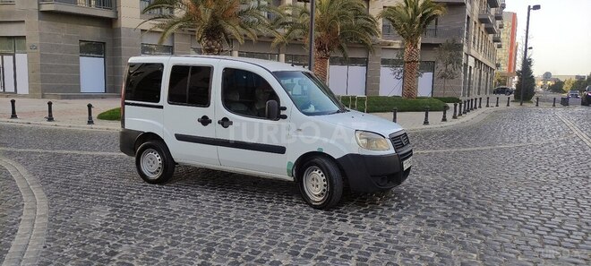 Fiat Doblo 2010, 333,333 km - 1.3 л - Bakı