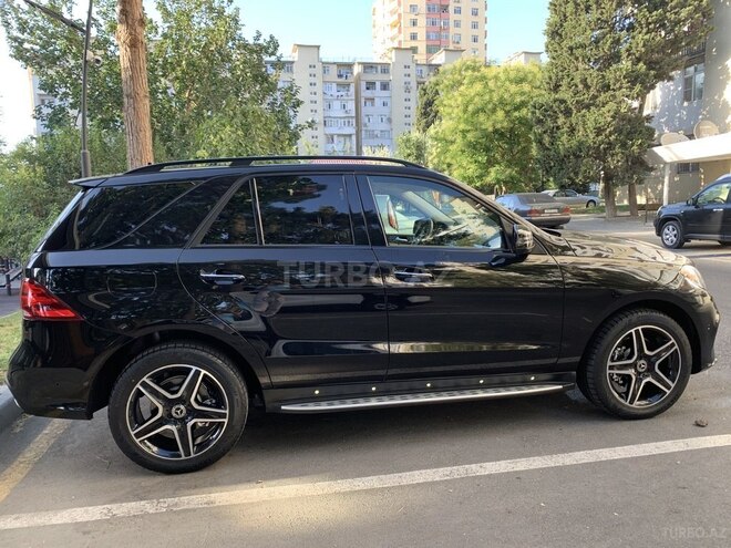 Mercedes GLE 400 4MATIC 2018, 120,000 km - 3.0 l - Bakı