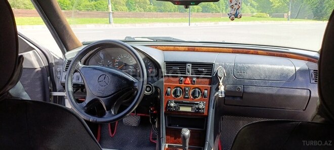 Mercedes C 180 1996, 412,800 km - 1.8 l - Qəbələ