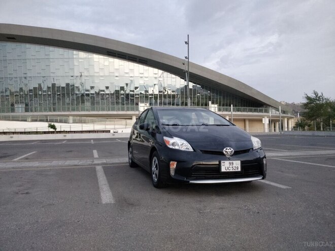Toyota Prius 2015, 220,739 km - 1.8 l - Bakı
