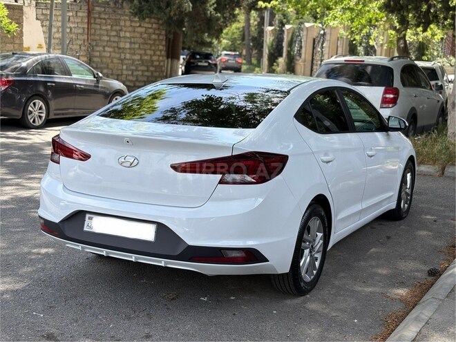 Hyundai Elantra 2019, 12,500 km - 2.0 l - Bakı