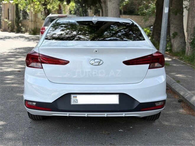 Hyundai Elantra 2019, 12,500 km - 2.0 l - Bakı