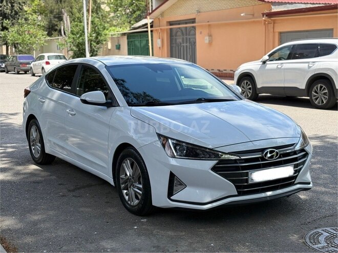 Hyundai Elantra 2019, 12,500 km - 2.0 l - Bakı