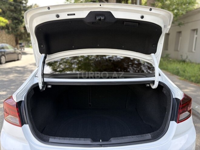 Hyundai Elantra 2019, 12,500 km - 2.0 l - Bakı