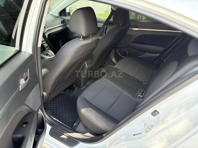 Hyundai Elantra 2019, 12,500 km - 2.0 l - Bakı