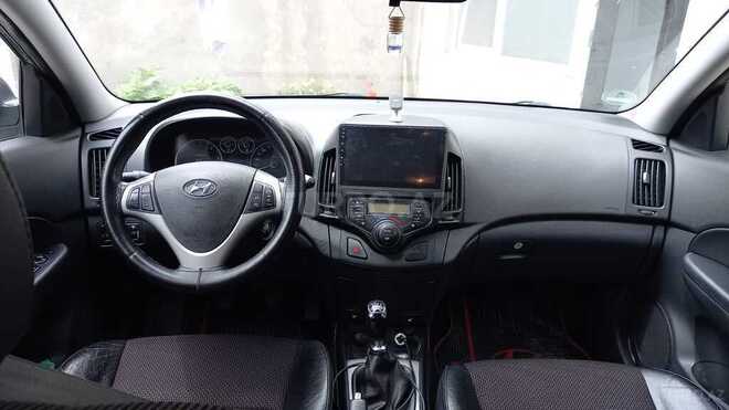 Hyundai i30 2010, 334,000 km - 1.6 l - Bakı