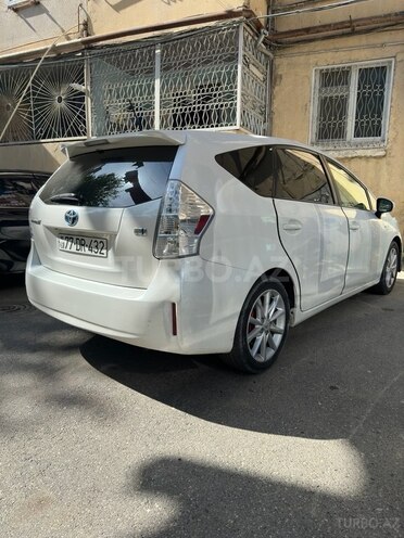 Toyota Prius V 2012, 230,000 km - 1.8 л - Bakı