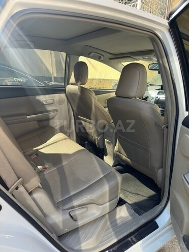 Toyota Prius V 2012, 230,000 km - 1.8 л - Bakı