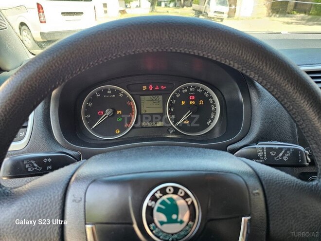 Skoda Fabia 2010, 110,000 km - 1.6 л - Bakı