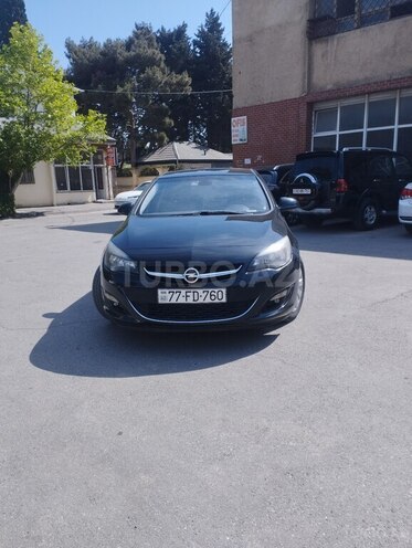 Opel Astra 2014, 167,000 km - 1.4 l - Bakı