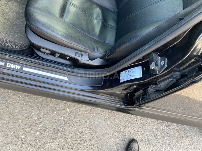 BMW 528 1998, 265,000 km - 2.8 l - Bakı