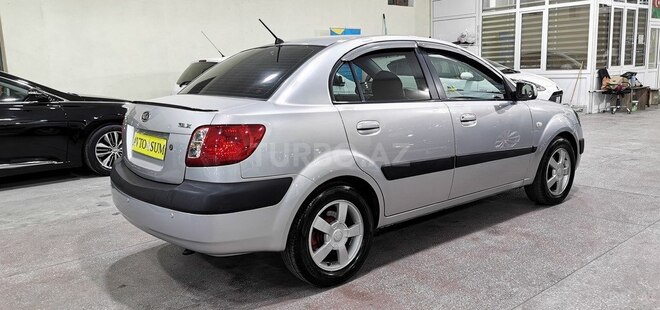 Kia Rio 2006, 178,000 km - 1.5 l - Sumqayıt