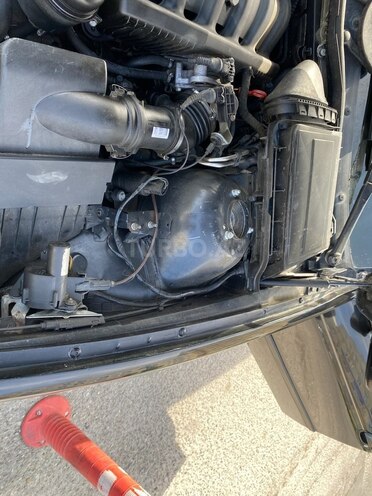BMW 528 1998, 265,000 km - 2.8 l - Bakı
