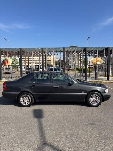 Mercedes C 200 1995, 450,000 km - 2.0 l - Bakı