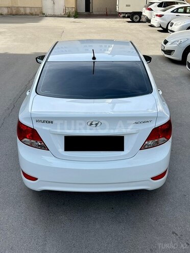Hyundai Accent 2013, 200,000 km - 1.6 l - Bakı