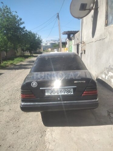 Mercedes E 200 1994, 500,000 km - 2.0 л - Gəncə
