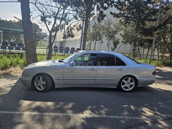 Mercedes E 220 d 2001, 522,000 km - 2.2 л - Bakı