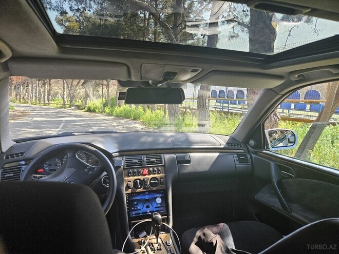 Mercedes E 220 d 2001, 522,000 km - 2.2 л - Bakı