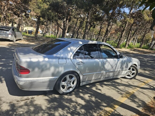 Mercedes E 220 d 2001, 522,000 km - 2.2 л - Bakı