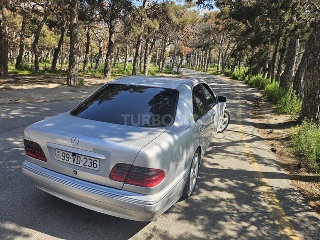 Mercedes E 220 d 2001, 522,000 km - 2.2 л - Bakı