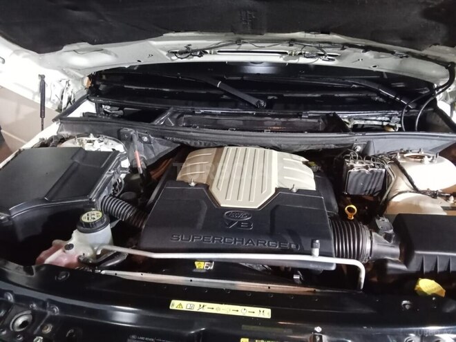 Land Rover Range Rover 2007, 342,000 km - 4.2 l - Bakı