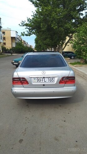 Mercedes E 220 d 2001, 350,000 km - 2.2 л - Gəncə