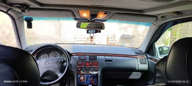 Mercedes E 220 d 1999, 480,000 km - 2.2 л - Bakı