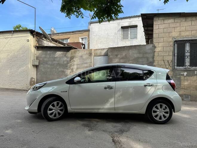 Toyota Aqua 2018, 86,385 km - 1.5 l - Bakı