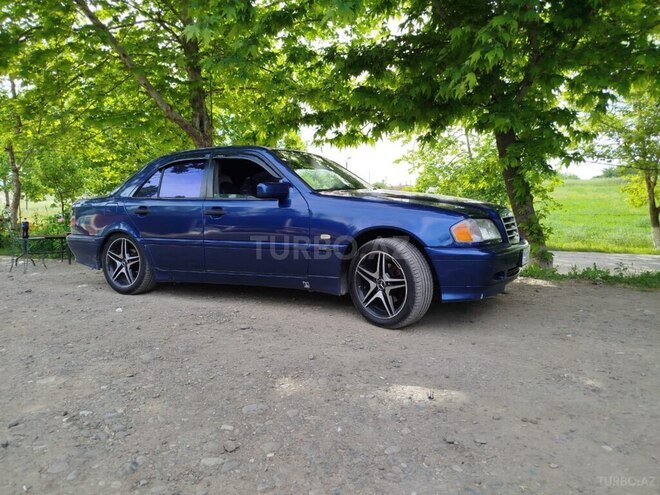 Mercedes C 180 1999, 340,000 km - 1.8 l - Sumqayıt