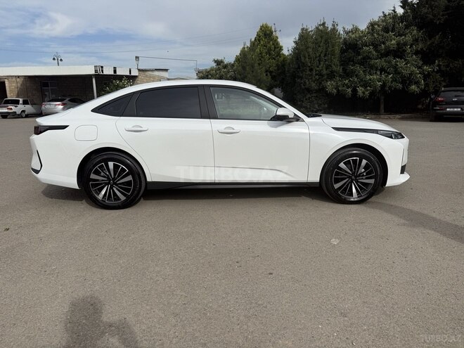 Changan Qiyuan A05 2024, 8,100 km - 1.5 л - Gəncə