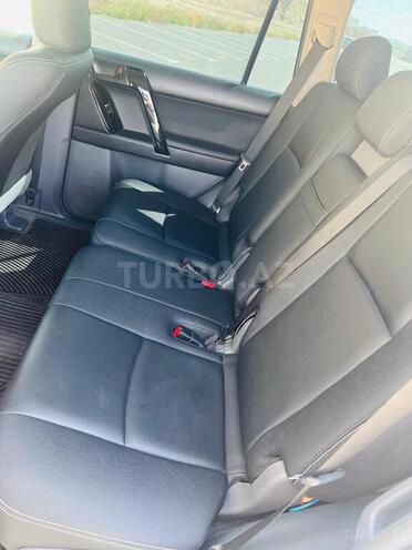 Toyota Land Cruiser Prado 2010, 221,000 km - 2.7 л - Bakı