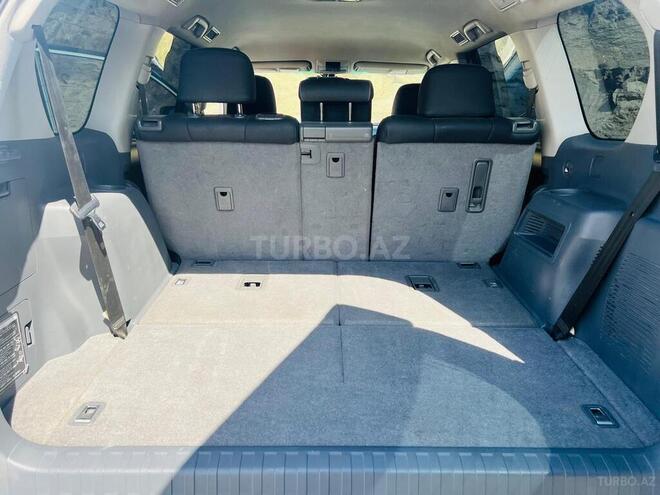 Toyota Land Cruiser Prado 2010, 221,000 km - 2.7 л - Bakı