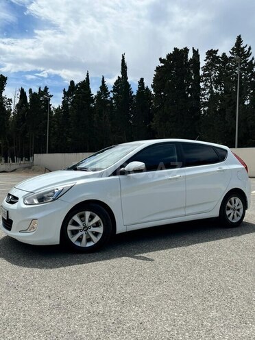 Hyundai Accent 2015, 16,300 km - 1.6 л - Sumqayıt