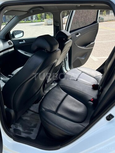 Hyundai Accent 2015, 16,300 km - 1.6 л - Sumqayıt