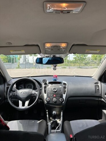 Kia Ceed 2009, 280,000 km - 1.6 л - Kürdəmir