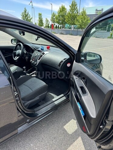Kia Ceed 2009, 280,000 km - 1.6 л - Kürdəmir