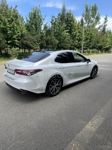 Toyota Camry-4
