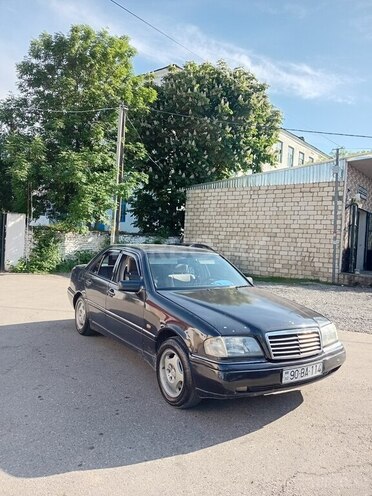 Mercedes C 200 1996, 313,000 km - 2.0 l - Quba