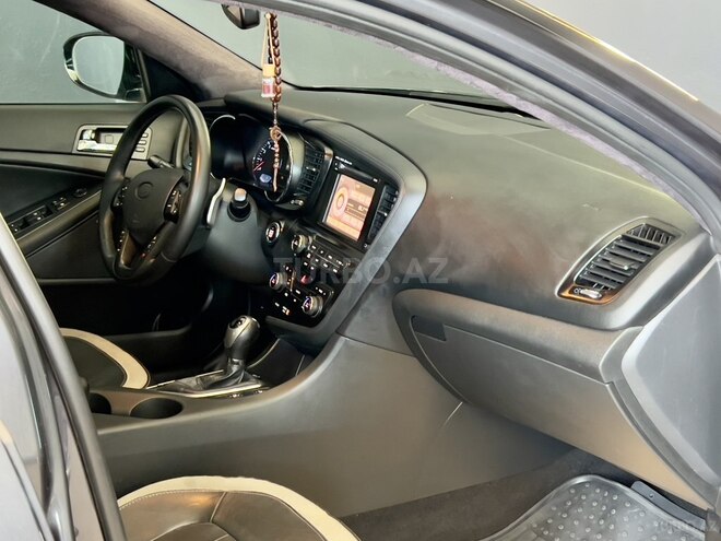 Kia Optima-18