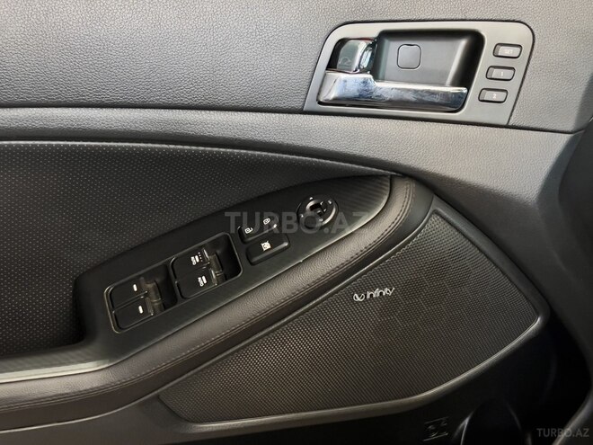 Kia Optima-13