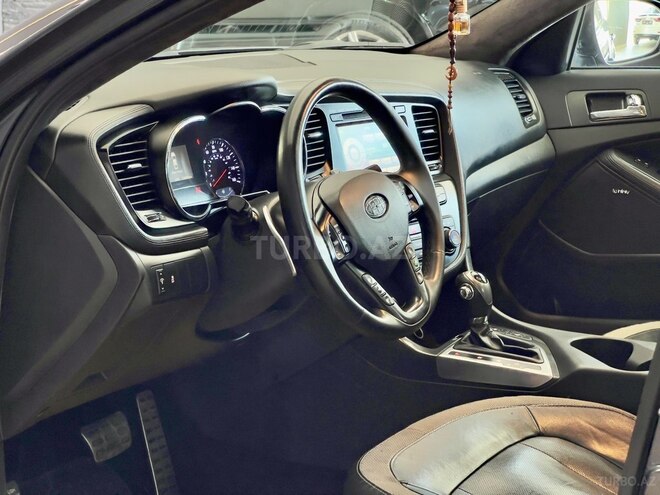 Kia Optima-15