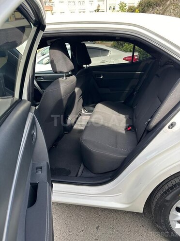 Toyota Corolla 2013, 185,000 km - 1.6 l - Bakı