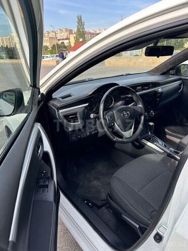 Toyota Corolla 2013, 185,000 km - 1.6 l - Bakı