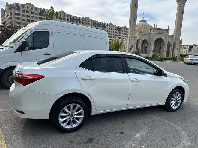 Toyota Corolla 2013, 185,000 km - 1.6 l - Bakı