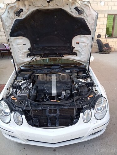 Mercedes E 240 2002, 210,000 km - 2.6 л - Bakı