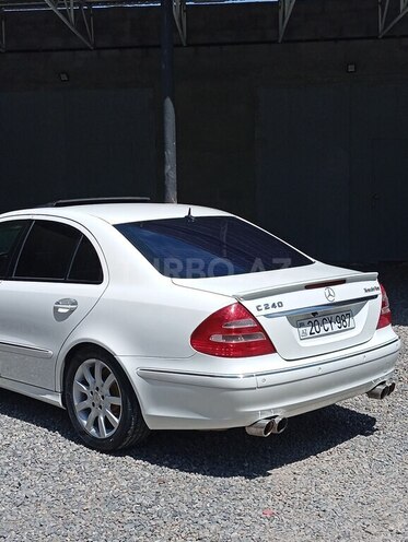 Mercedes E 240 2002, 210,000 km - 2.6 л - Bakı