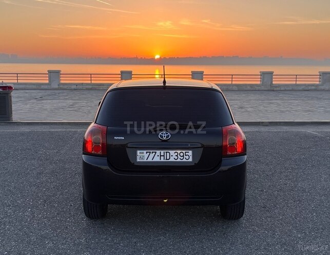 Toyota Corolla 2006, 260,000 km - 1.4 l - Bakı