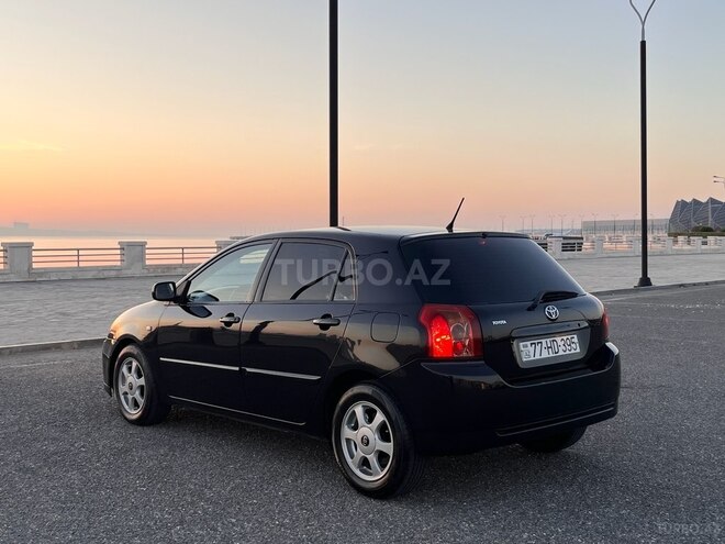 Toyota Corolla 2006, 260,000 km - 1.4 l - Bakı