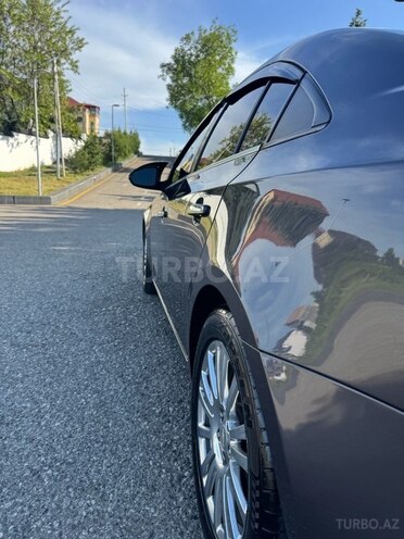 Chevrolet Cruze 2010, 300,000 km - 1.4 л - Quba
