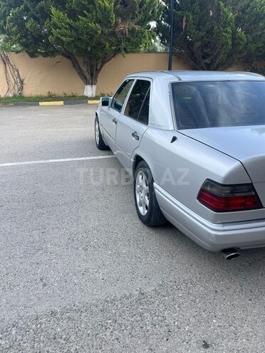 Mercedes E 230 1991, 499,677 km - 2.3 l - Bakı